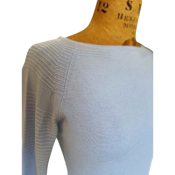 Never Worn Eric Bompard Light Blue Cashmere Silk Sweater, Boat Neck ¾ Sleeve Top - Picture 5 of 10